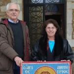 Ψηφίδα–ψηφίδα προς το Θείο: Ο Γιάννης Παπαδόπουλος μιλά για την τέχνη της αγιογραφίας